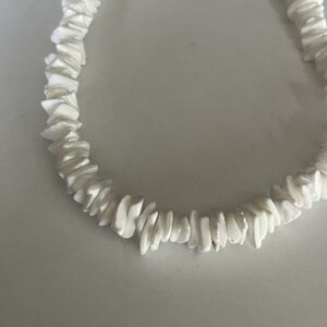White Hawaiian 17" Chipped Puka Sea Shell Necklace Surfer Choker Shell Necklace